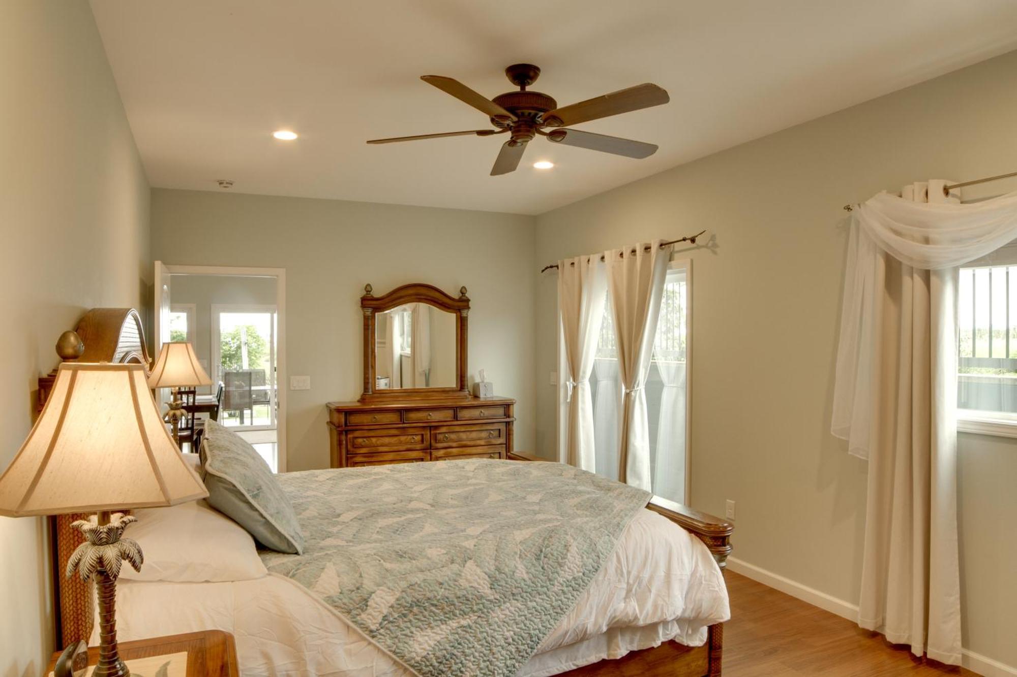 The Aloha Green House Retreat With Ocean Views! Naalehu Exterior photo